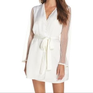 BHLDN Flora Nikrooz showstopper bridal robe.